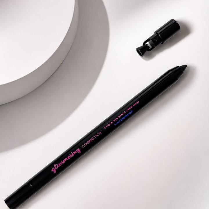 Crayon eye pencil